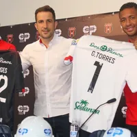 El dilema de Luis Marín: ¿A quién sentar en el banquillo de alajuelense?