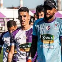 Luis Mejía mantiene su arco en cero en el encuentro entre Fénix y River Plate