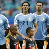 Luis Suárez y Edinson Cavani encabezan la convocatoria de Uruguay