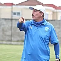 Guatemala: Rafael Loredo mandó al frente a sus jugadores tras la goleada ante El Salvador