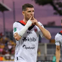 Alajuelense responde sobre el caso Alberto Toril.