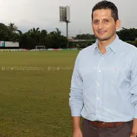 Ronald González asumió como interino de la Sele