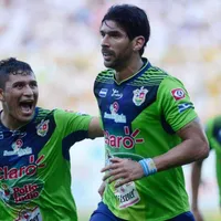 Demandan a Santa Tecla por contratación del 'Loco' Abreu
