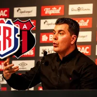 Un ex Alajuelense irá como asistente de Rescalvo.