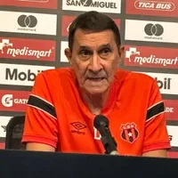 Guimaraes se defiende: así describe su tarea con los juveniles de Alajuelense