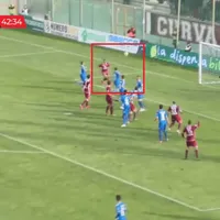 ¡Por poco! Rigoberto Rivas convirtió para Reggina, pero se lo anularon