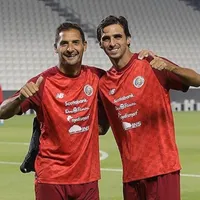 La insistente petición de Celso Borges a su compañero y amigo Bryan Ruiz