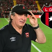 Fue asistente de Machillo Ramírez, salieron campeones juntos y ahora opinó si debe seguir como DT de Alajuelense: "Es muy emotivo"