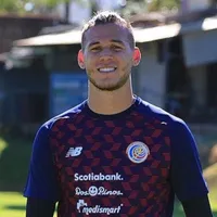 Juan Pablo Vargas no viajó este lunes a Qatar ¿Cuál es el plan con el defensor?