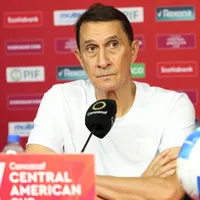 Alexandre Guimaraes en el ojo de la tormenta.