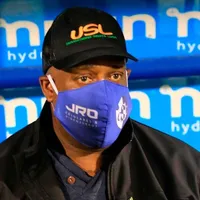 Unafut suspende a Hernán Medford