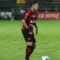 Canhoto preocupa a Alajuelense mientras se divierte lejos del equipo