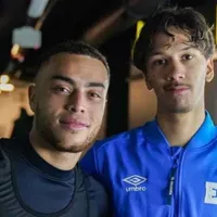 El obsequio que recibió Enrico Dueñas de Sergiño Dest