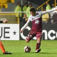Develan nombres de jugadores enfermos tras intoxicación masiva del Saprissa