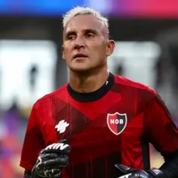 Cambia su futuro: Keylor Navas recibe la noticia del mercado de fichajes que nadie en Newell's puede creer