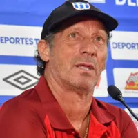 Pedro Troglio se siente orgulloso por entrar en la historia de Olimpia