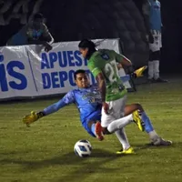 Carlos Gullit Peña marcó su primer doblete con Antigua en Guatemala [VIDEO]