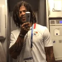 Román Torres tuvo un detallazo con "El Puma"