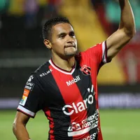 Oficial: Roger Rojas se va de la Liga Alajuelense