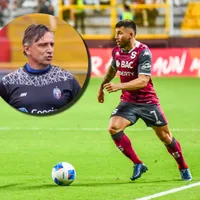 Jefry Valverde hizo enojar al DT de San Carlos.