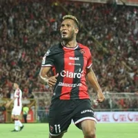 Alex López confesó que rechazó ofertas del extranjero para quedarse en Alajuelense