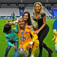 Keylor Navas y su familia al mundo de Los Simpson