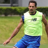 Celso Borges deja atrás su lesión y ya se entrena de lleno con La Sele