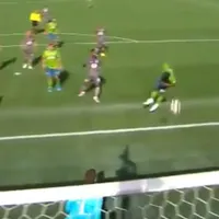 ¡Como el ave fénix! Román Torres volvió con gol tras pagar sanción por dopaje