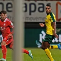 Manfred Ugalde debutó en el fútbol de Países Bajos con el Twente