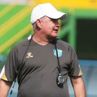 Willy Olivera criticó a Municipal por ser muy defensivo en la ida de las semifinales