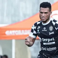 Rolando Blackburn podría volver al fútbol boliviano tras su paso por Tauro