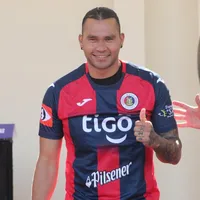 Gullit Peña elogia al fútbol de El Salvador: "Hay mucha exigencia cuando toca jugar"