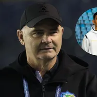 El entrenador de Comunicaciones está molesto con Santis. (ESPN)