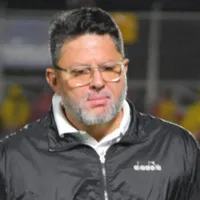 Jafet Soto recibe un duro revés.