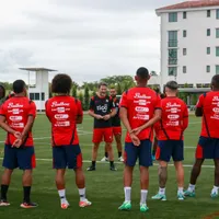 ¿Nueva baja para Christiansen? Jovani Welch no estuvo en el último entrenamiento de Panamá