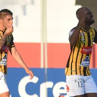 Adolfo Machado hizo gol en la Libertadores