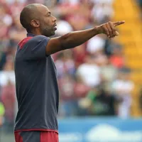 Wanchope borra a un querido por los morados.