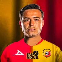 Cubo Torres sigue ligado a Herediano.