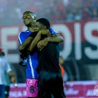 Sporting de SM y Tauro FC igualan sin goles y los "Rojinegros" avanzan a la final por el global