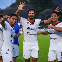 Alajuelense es beneficiado por un error arbitral.