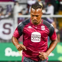 Kendall Waston es duda para el domingo.