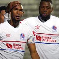 Olimpia toma revancha y derrota al Real España en un cierre de infarto: resumen y goles del clásico