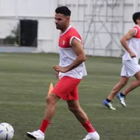Juan Barrera destroza a los árbitros de Nicaragua