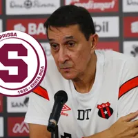 Alexandre Guimaraes en conferencia de prensa.