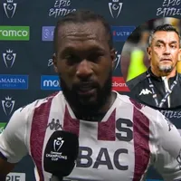Kendall Waston se mostró molesto por la eliminación.