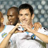 Marco Bueno se estrenó como goleador en Comunicaciones y son líderes en Guatemala [VIDEO]