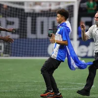 Maynor Figueroa salvó a un infiltrado de la seguridad del estadio [VIDEO]