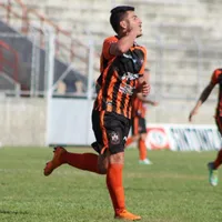 Águila y Santa Tecla dan golpe de autoridad
