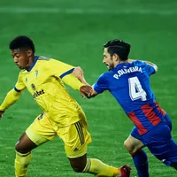 Oficial: Choco Lozano supera el COVID-19 y regresará al Cádiz