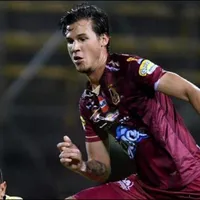 Juan Pablo Vargas viajó a Colombia para sumarse a su nuevo club